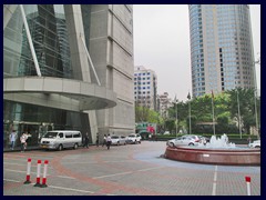 Entrance to Shung Hing Square.